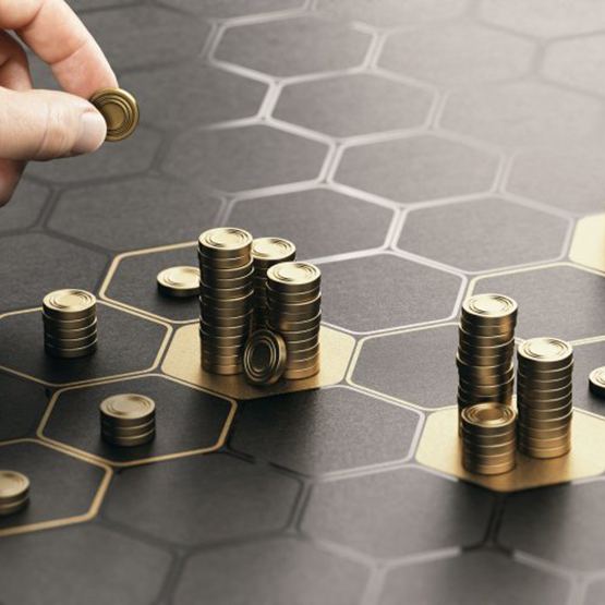 Coins are arranged on a hexagonal grid